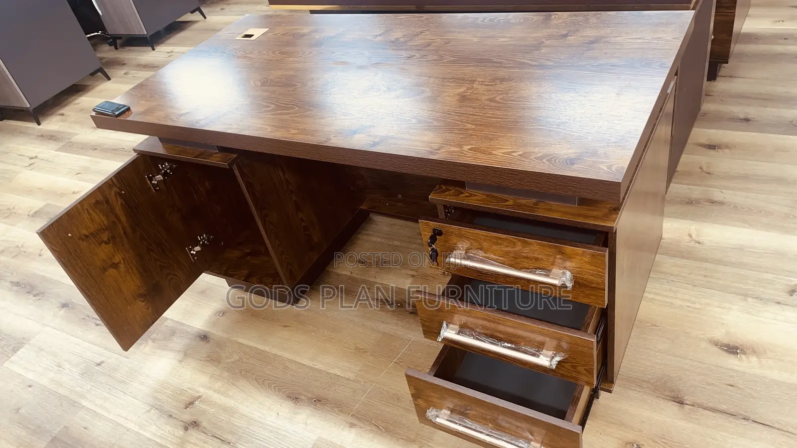 Modern Office Desk (14d)