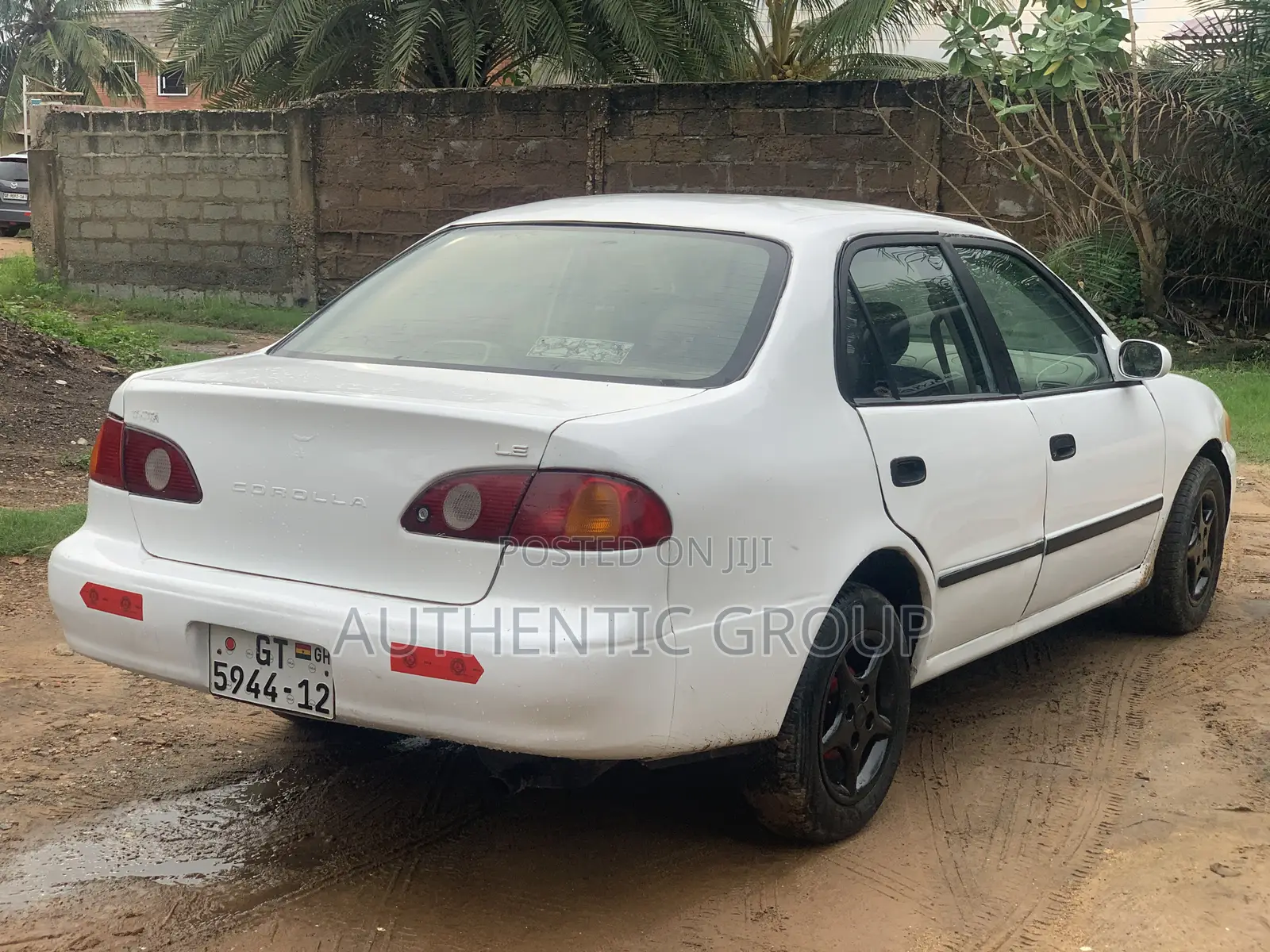 Toyota Corolla 2002 White