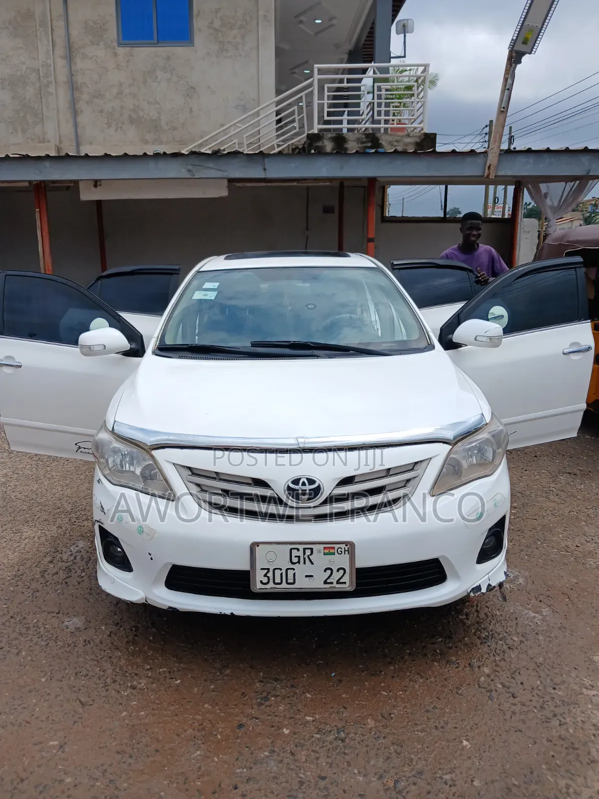 Toyota Corolla S 4dr Sedan (1.8L 4cyl 4A) 2013 White