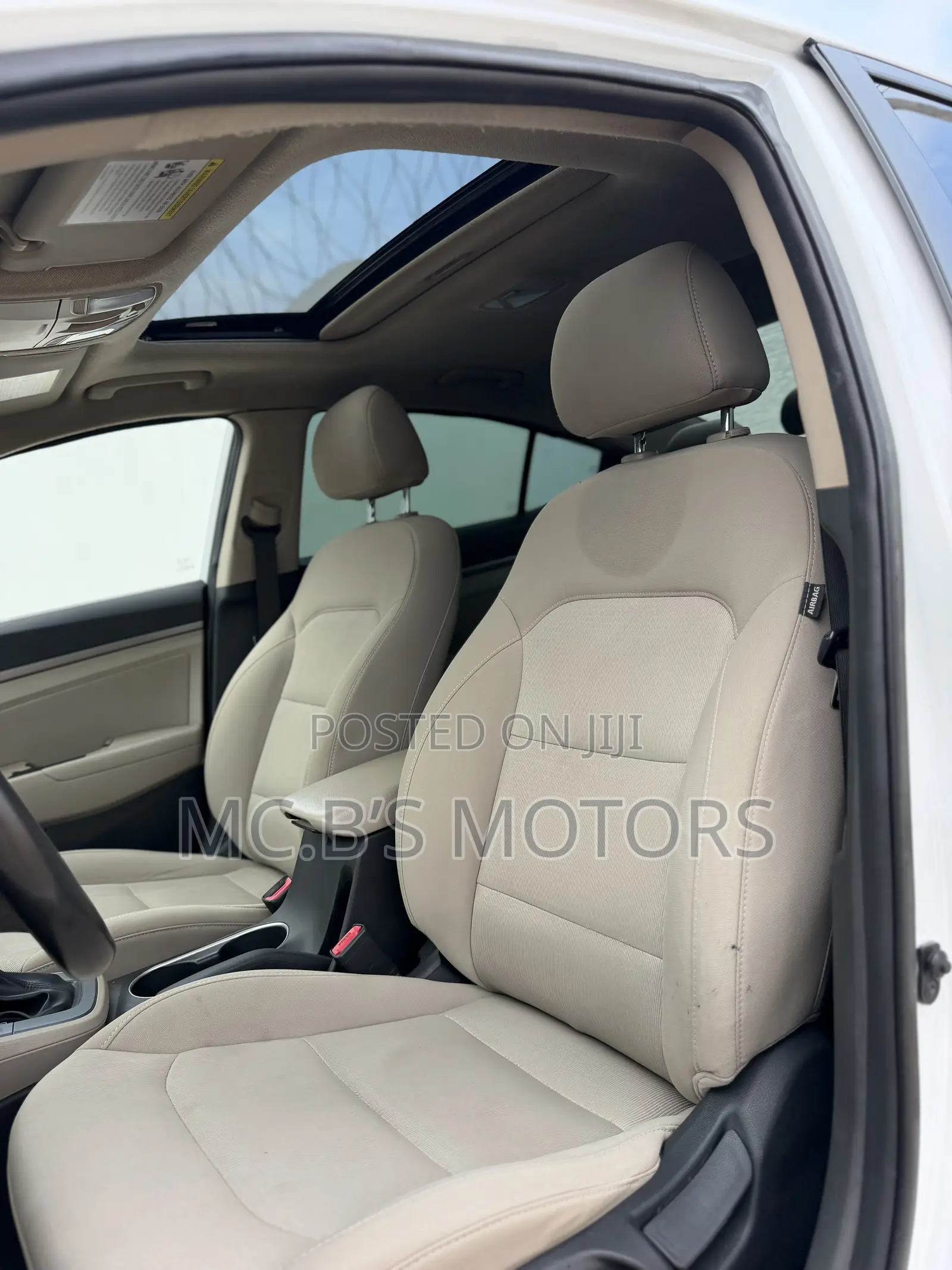 Hyundai Elantra 2018 White