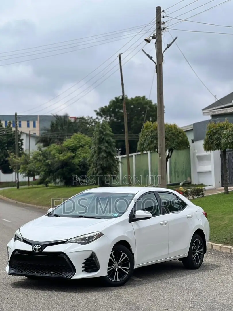 Toyota Corolla L 4dr Sedan (1.8L 4cyl CVT) 2017 White