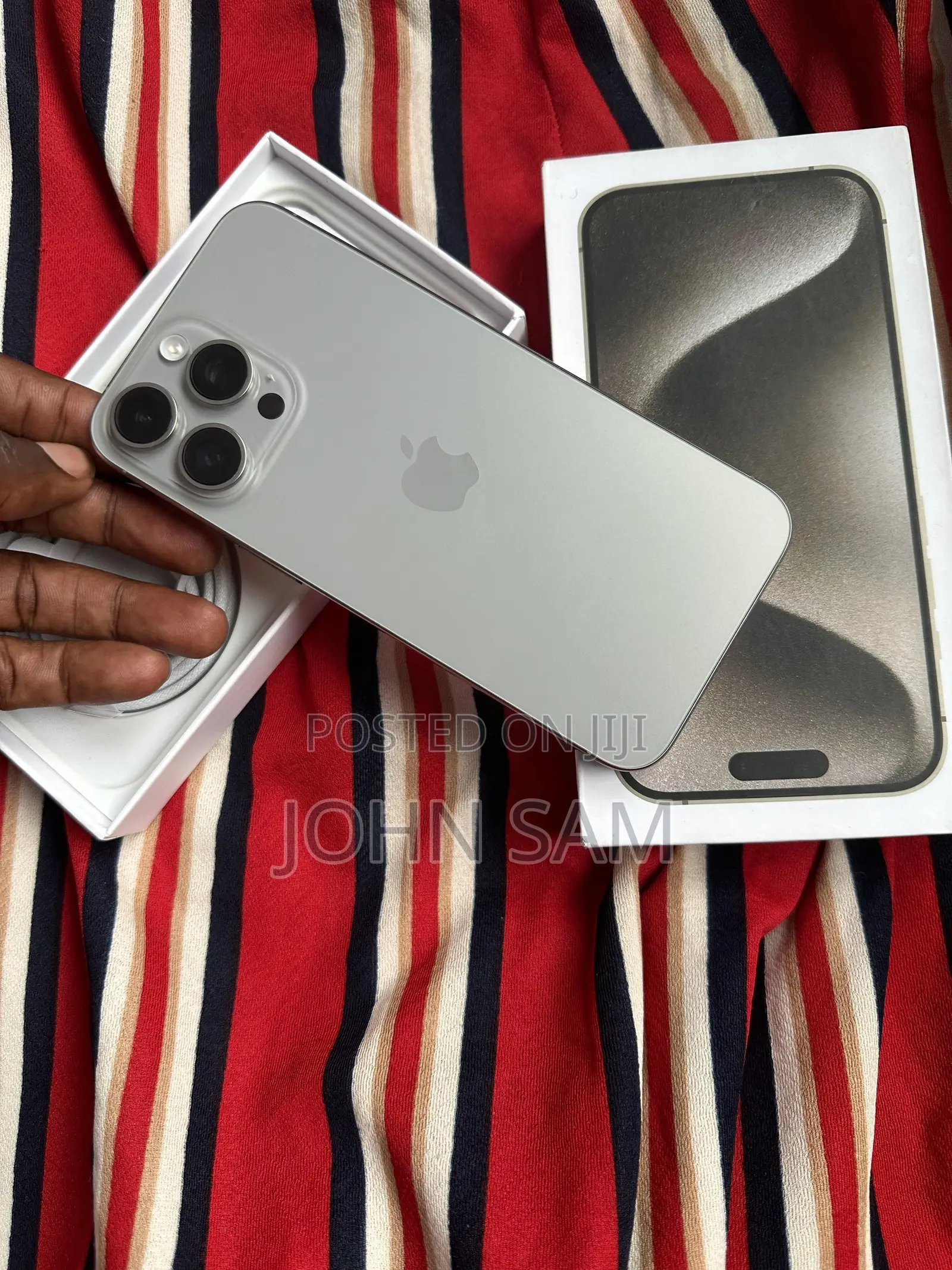Apple iPhone 15 Pro Max 256 GB Silver