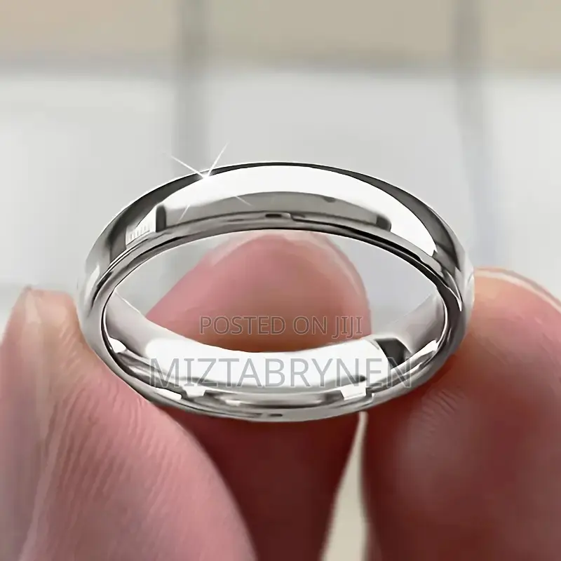 Non-Fade Wedding Engagement- Silver