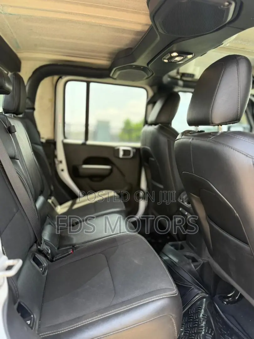 Jeep Gladiator Freedom 4x4 *Ltd Avail* 2023 White