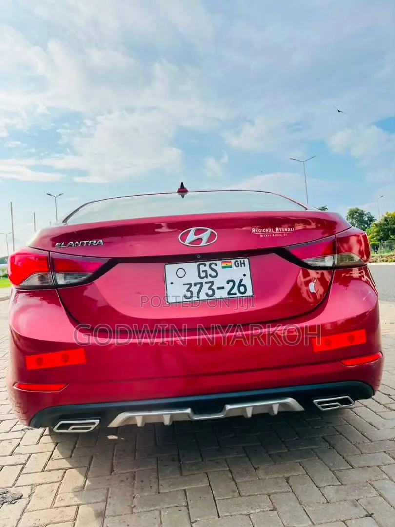 Hyundai Elantra Limited 4dr Sedan (1.8L 4cyl 6A) 2015 Red