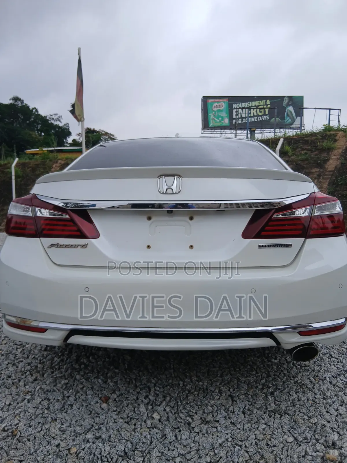 Honda Accord Touring 4dr Sedan FWD (3.5L 6cyl 6A) 2016 White
