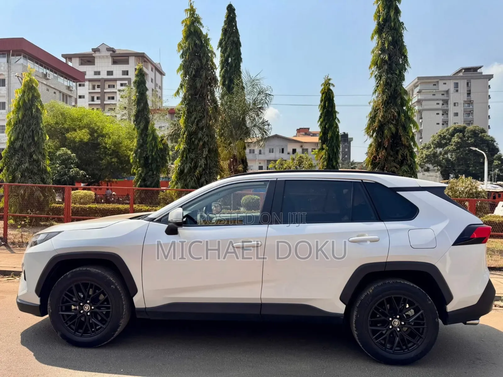 Toyota RAV4 2020 White