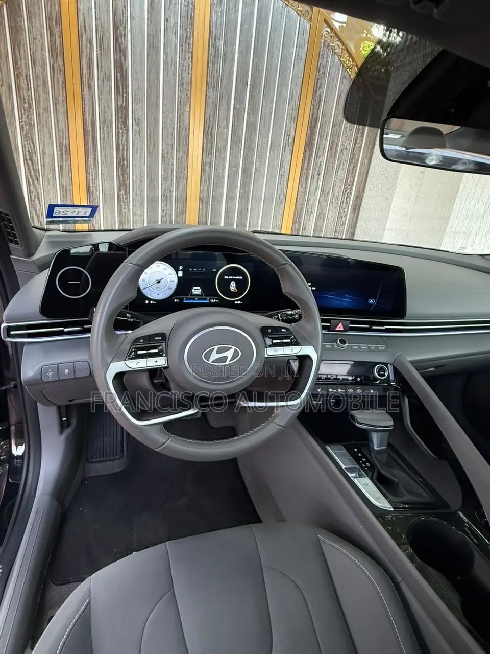 Hyundai Elantra SEL Convenience IVT 2025 Black