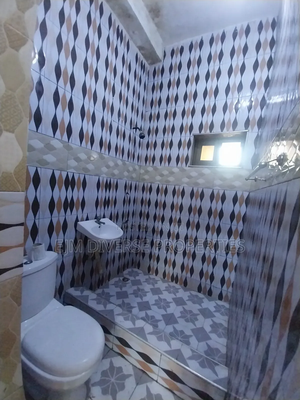 1bdrm Apartment in Penny My Brother, Teshie for rent