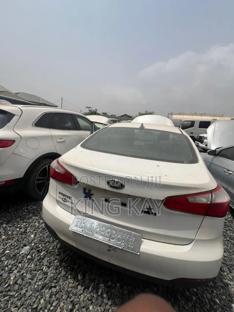 Kia Forte SX Sedan 2014 White