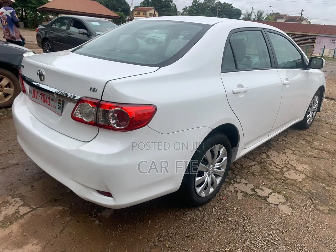Toyota Corolla L 4dr Sedan (1.8L 4cyl 5M) 2012 White