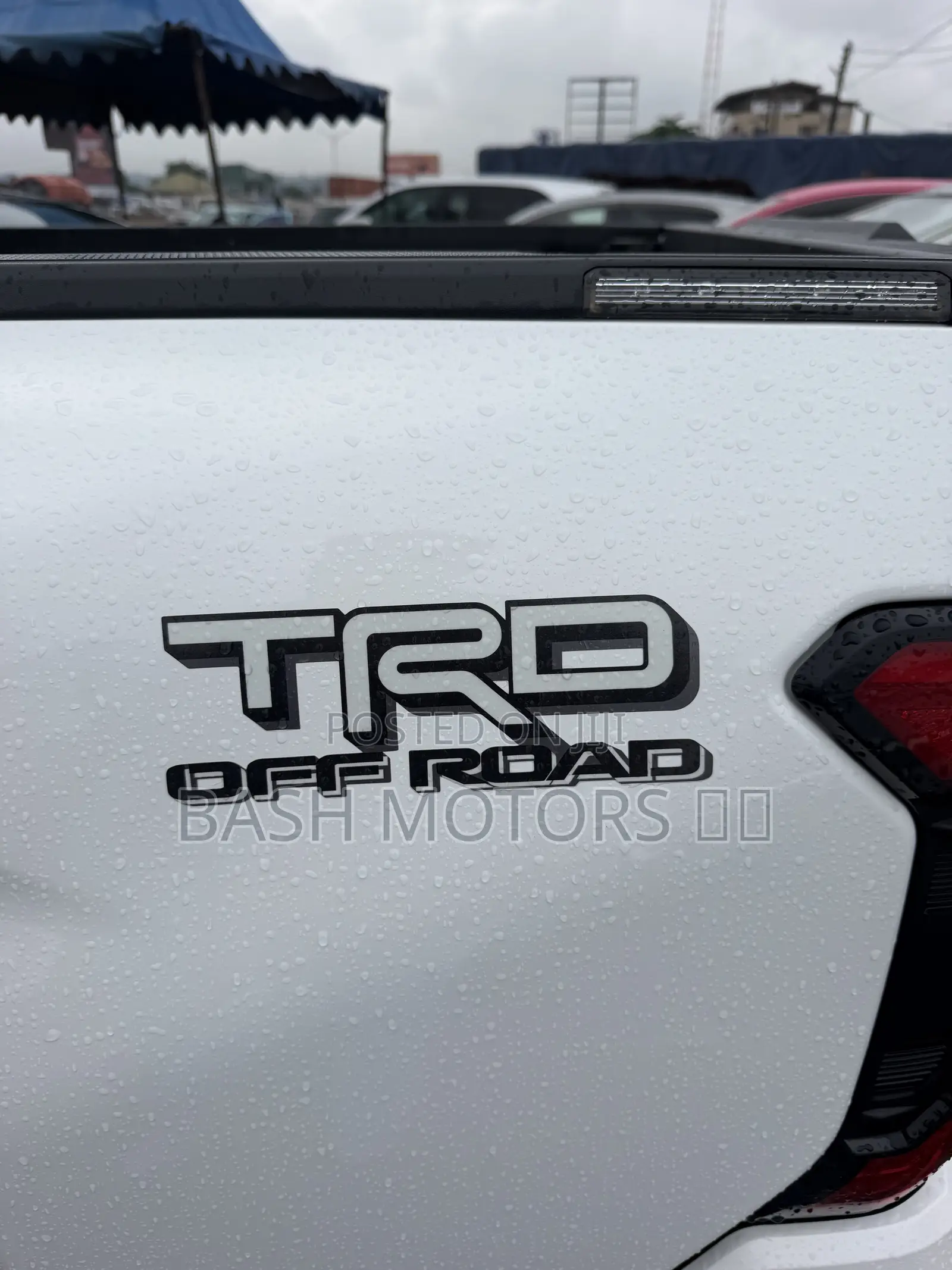 Toyota Tacoma 2024 White