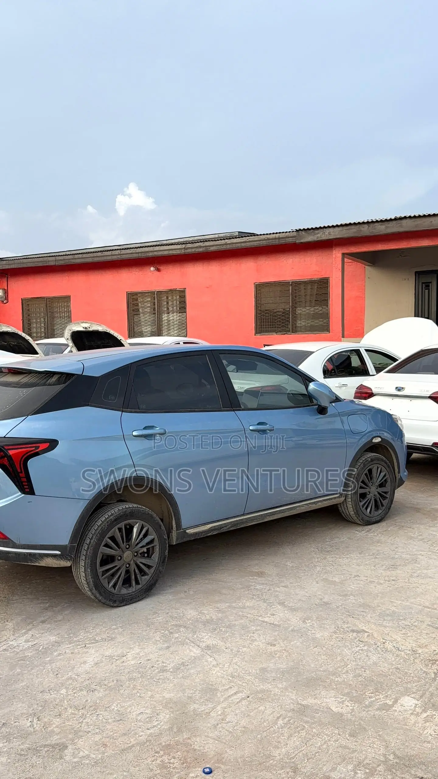 Hozon Neta V 2023 Blue
