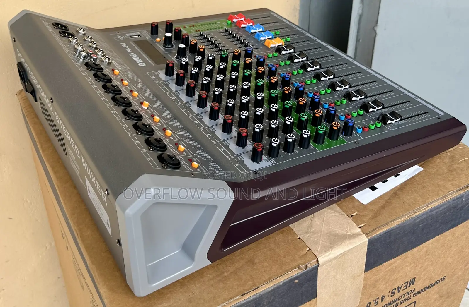 Yamaha Pa-800 Professional 8 Inches Stereo Mixer