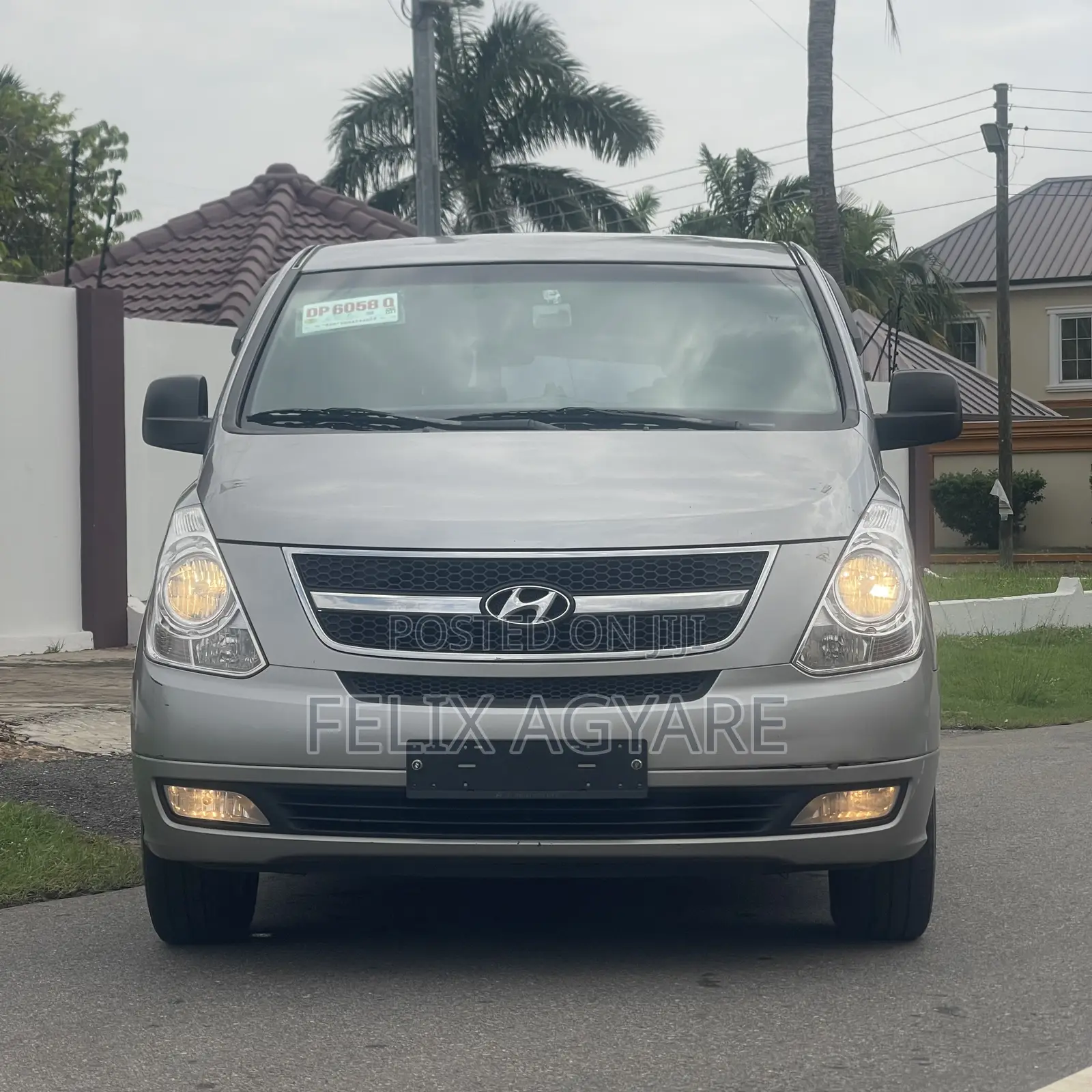 Hyundai Starex 2015 Grey