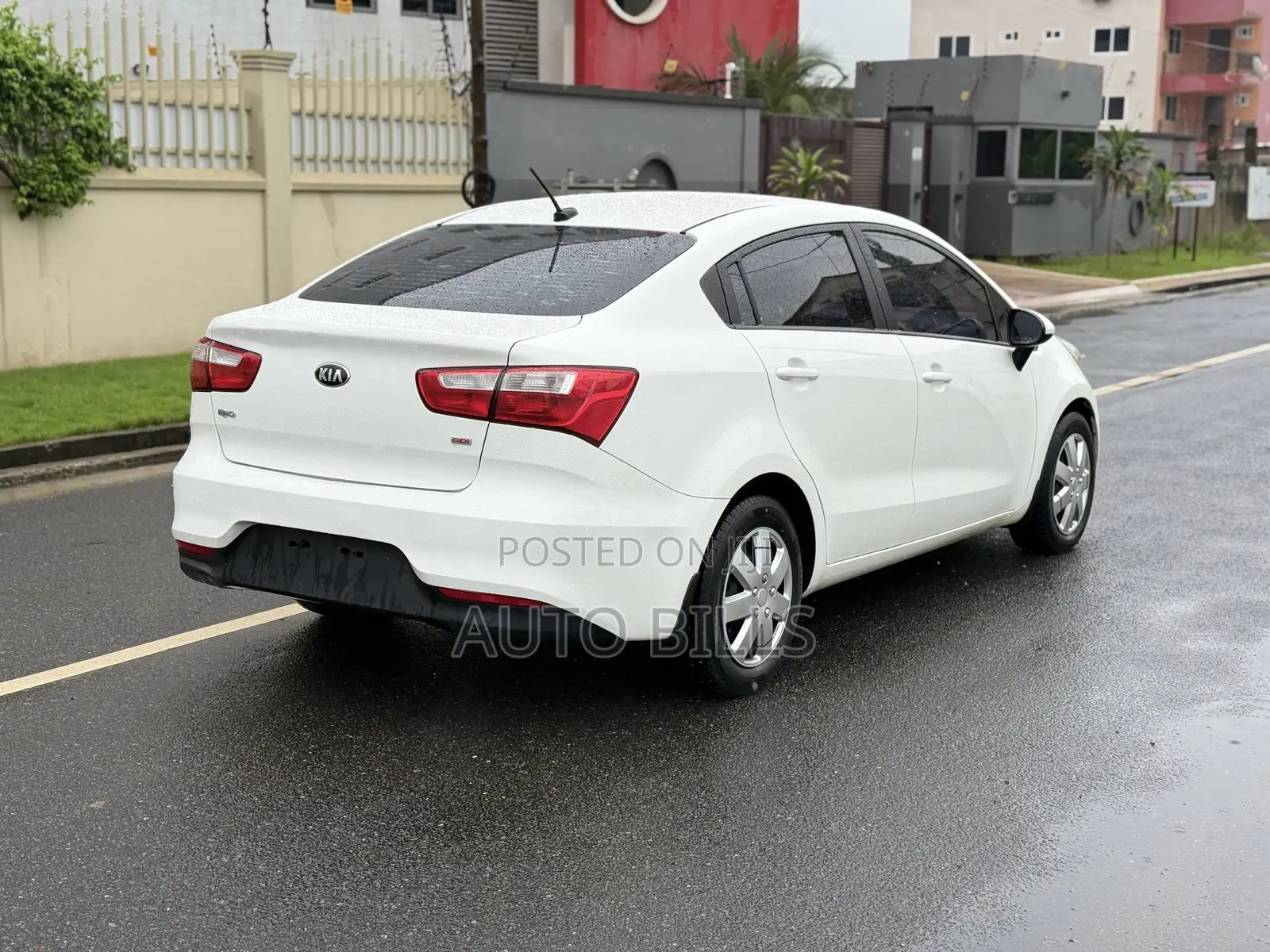 Kia Rio LX 4dr Hatchback (1.6L 4cyl 6A) 2016 White