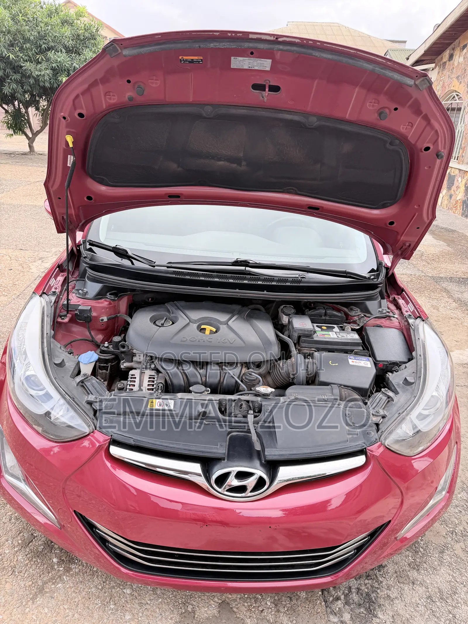 Hyundai Elantra Limited 4dr Sedan (1.8L 4cyl 6A) 2015 Red