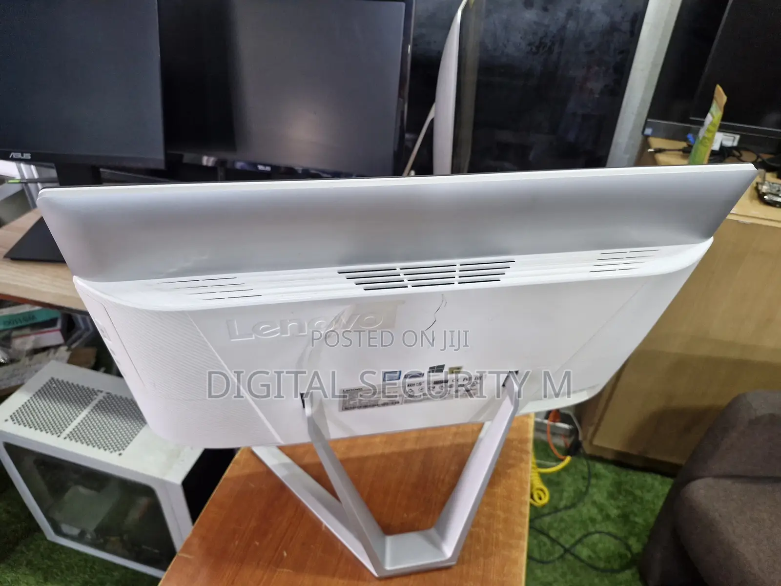Desktop Computer Lenovo ideacentre AIO 730S 8GB Intel Core i5 SSD 128GB