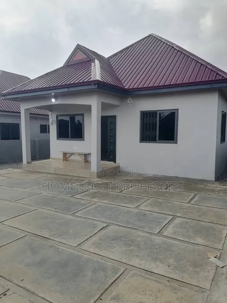 2bdrm House in Amasaman Pobimen for rent