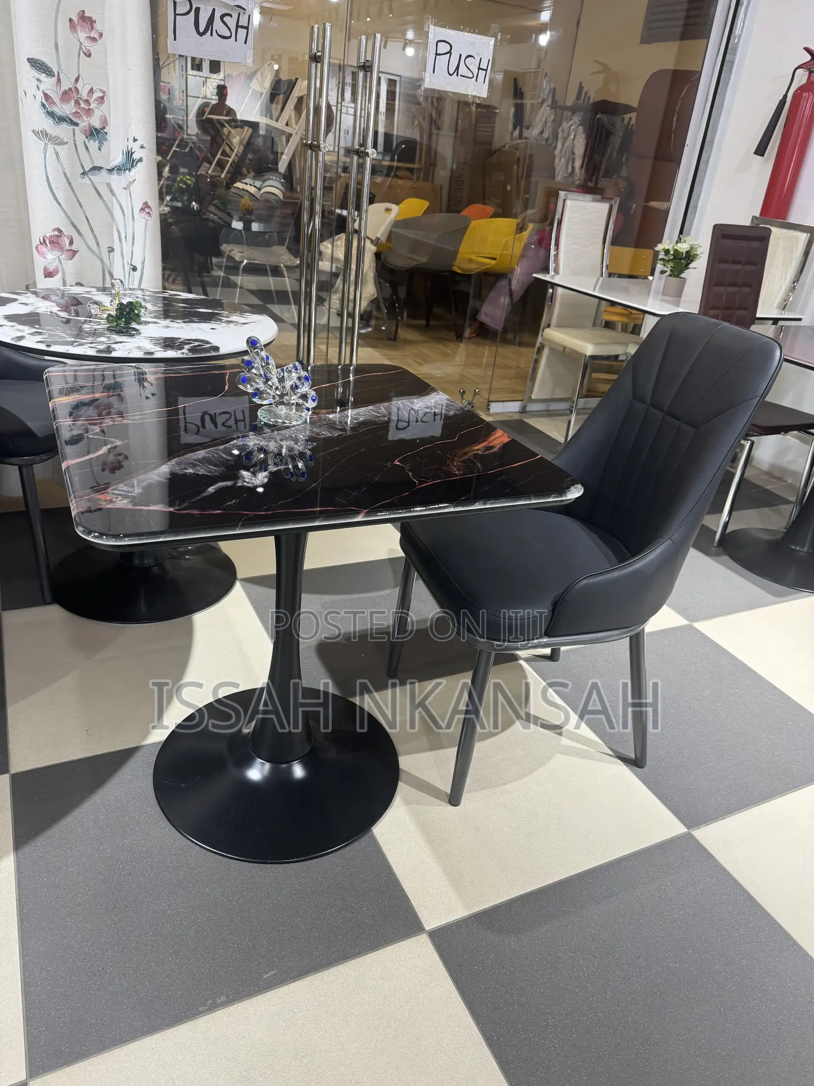 Executive Chair and Table