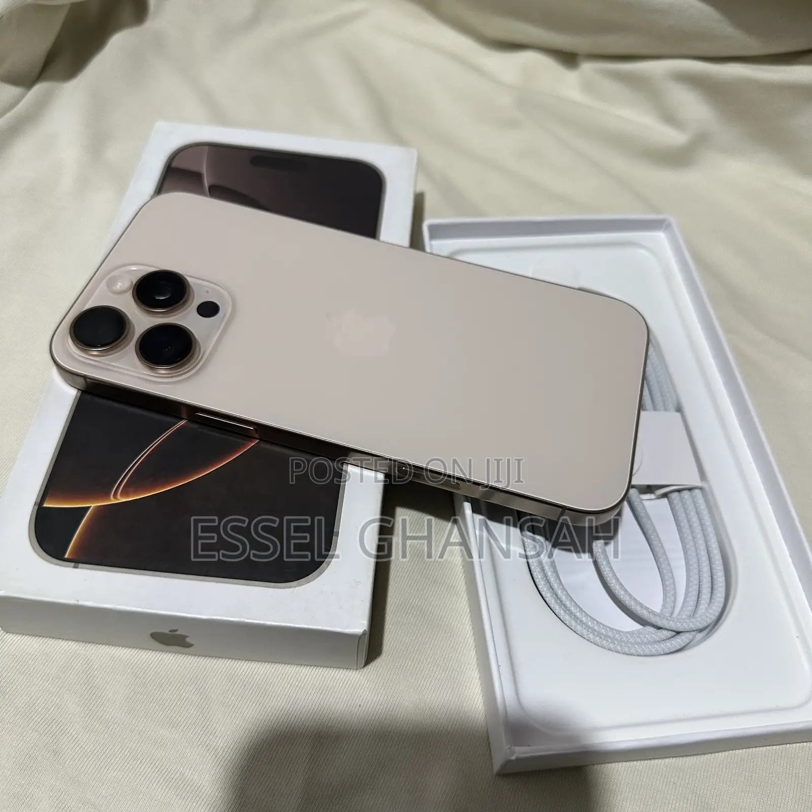 Apple iPhone 16 Pro Max 256 GB Gold