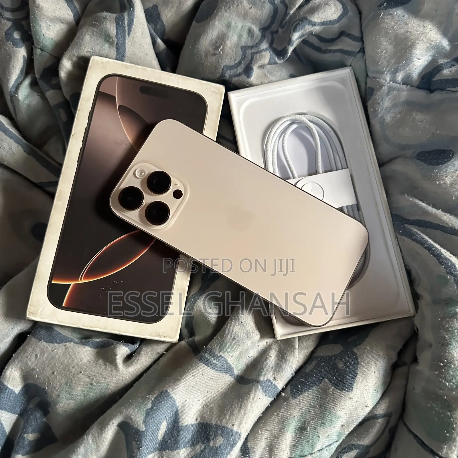 Apple iPhone 16 Pro Max 256 GB Gold