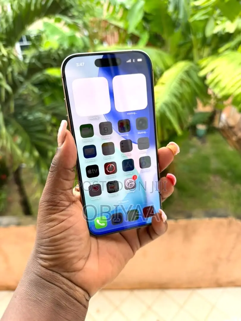 New Apple iPhone 16 Pro 128 GB Gold