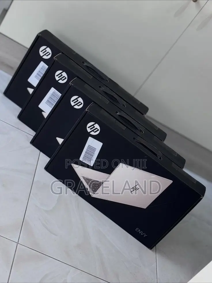 New Laptop HP Envy x360 16GB Intel Core i7 SSD 512GB
