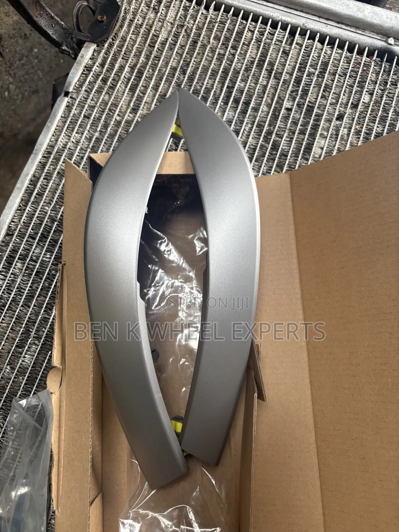 Corolla 2009-2013 Vent Trim