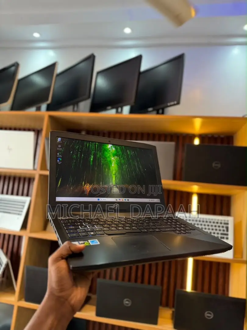 Laptop Asus ROG Strix GL703 16GB Intel Core i5 SSD 512GB