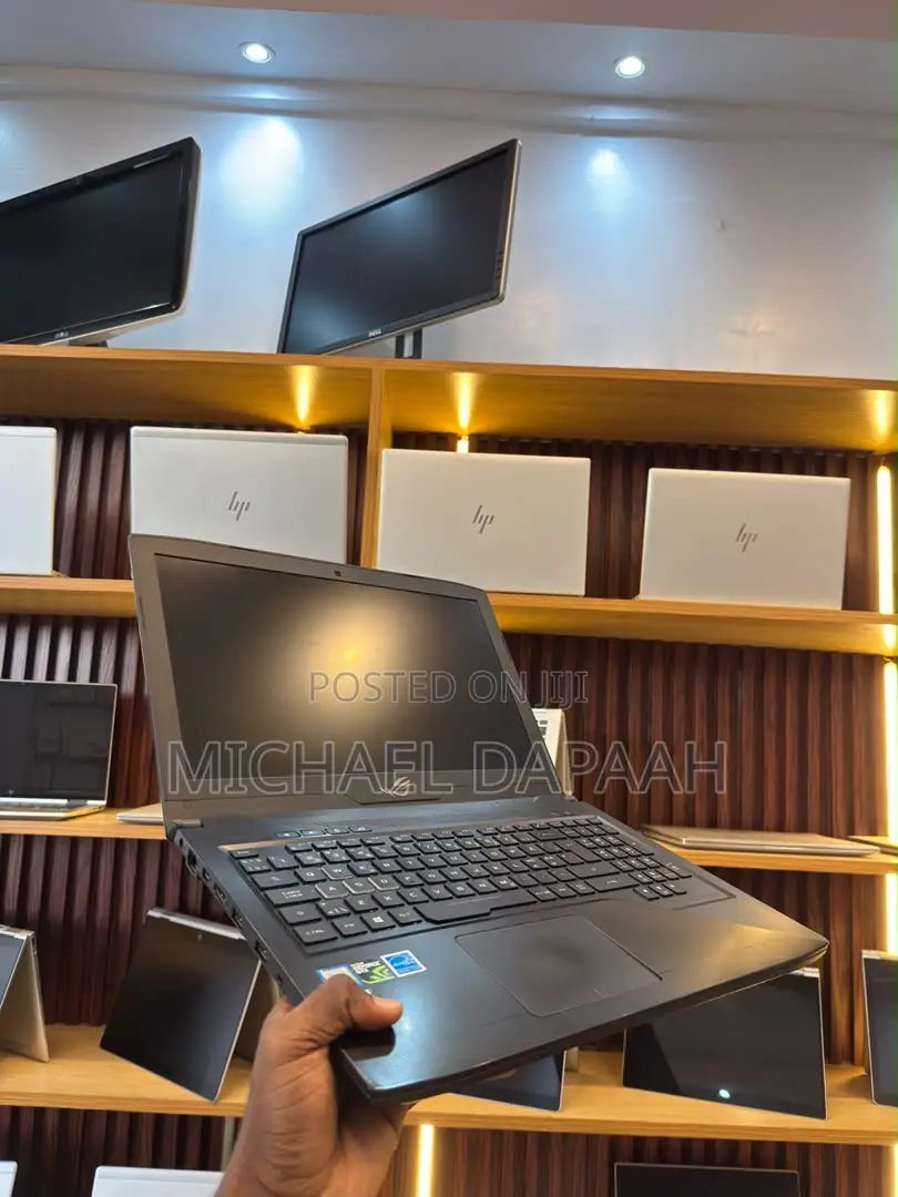 Laptop Asus ROG Strix GL703 16GB Intel Core i5 SSD 512GB