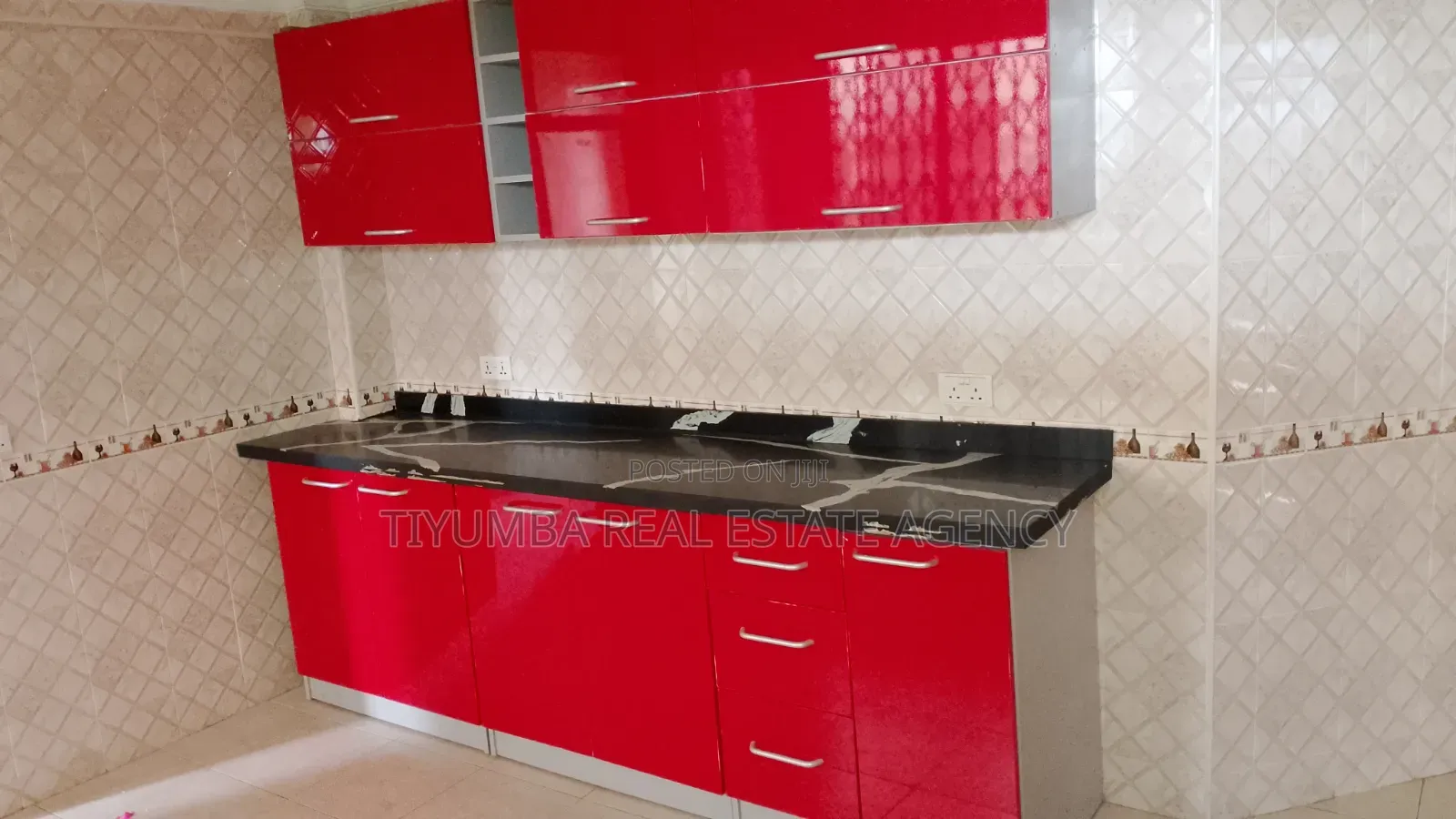 2bdrm Apartment in Tiyumba Real Estate., Asore Junction for rent