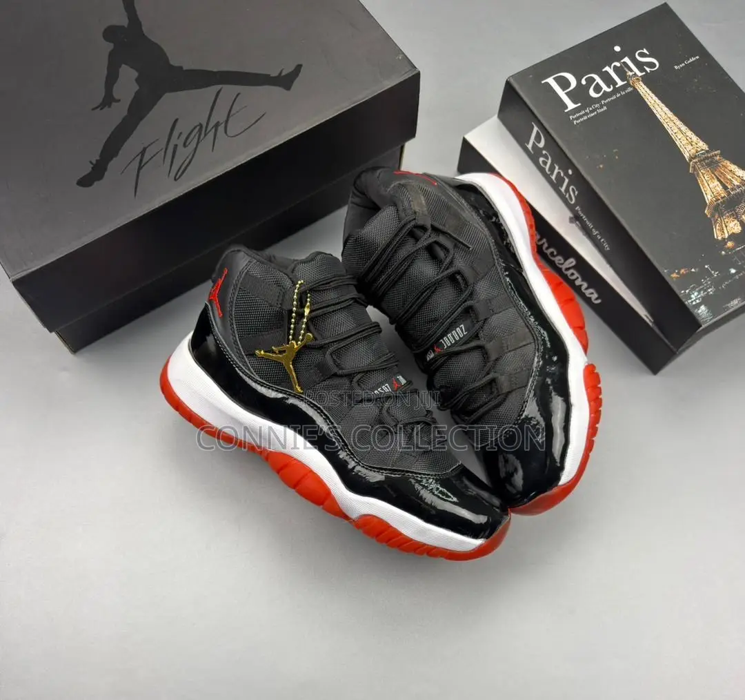 Nike Air Jordan 11 Retro "Cap and Gown"