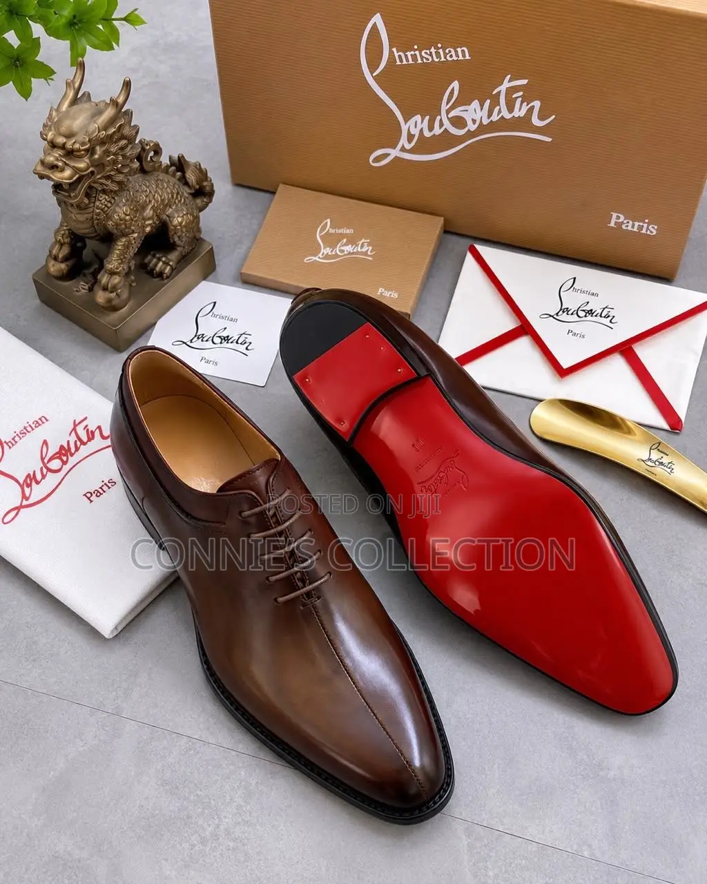 Christian Louboutin Greggo Leather Oxford Shoe