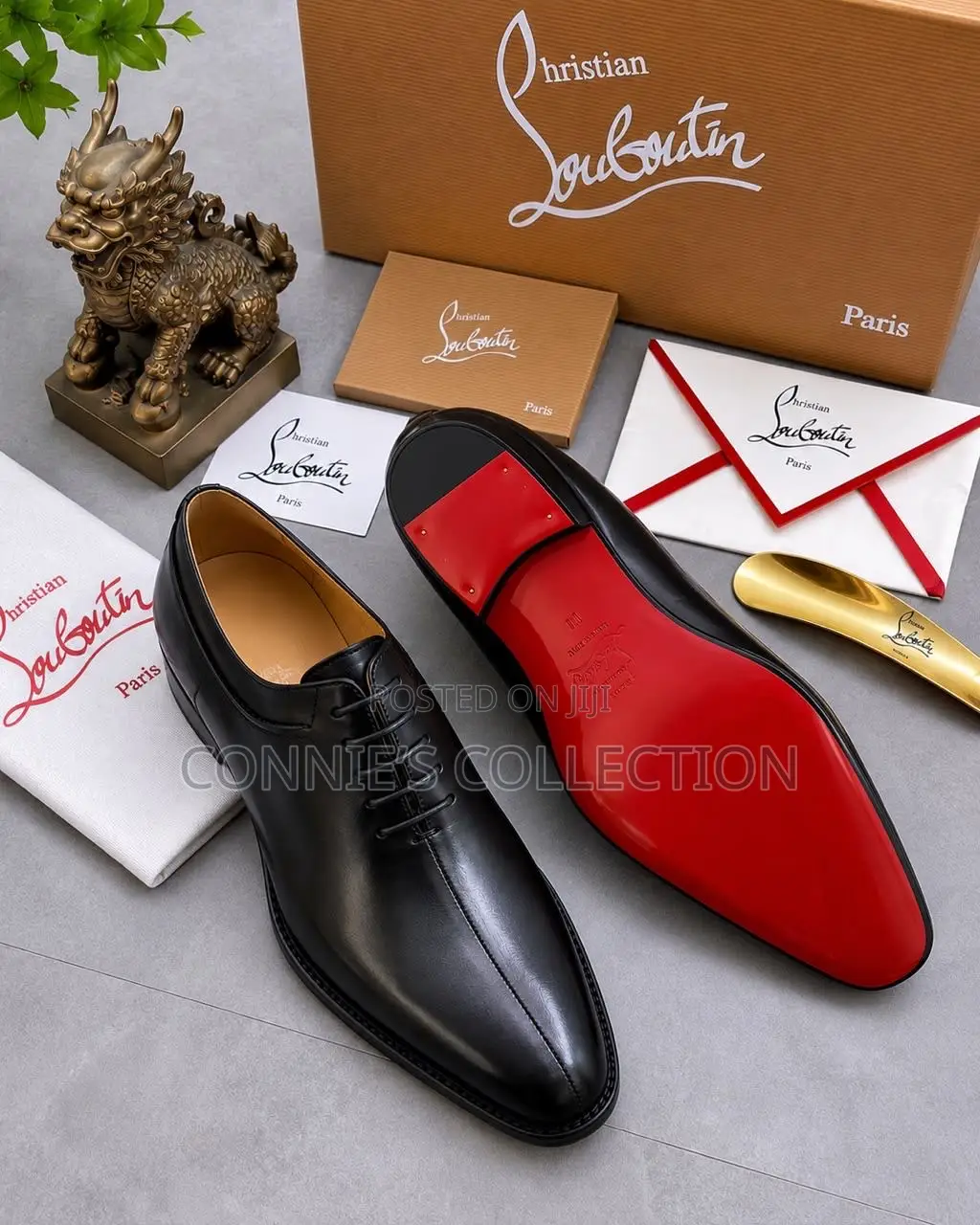 Christian Louboutin Greggo Leather Oxford Shoe
