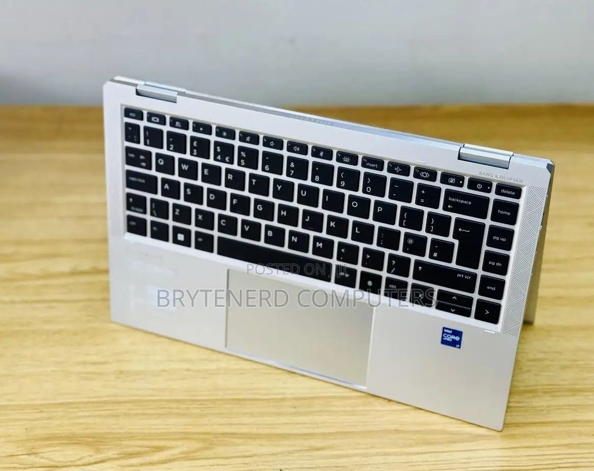 Laptop HP EliteBook x360 1030 G8 16GB Intel Core i7 SSD 512GB