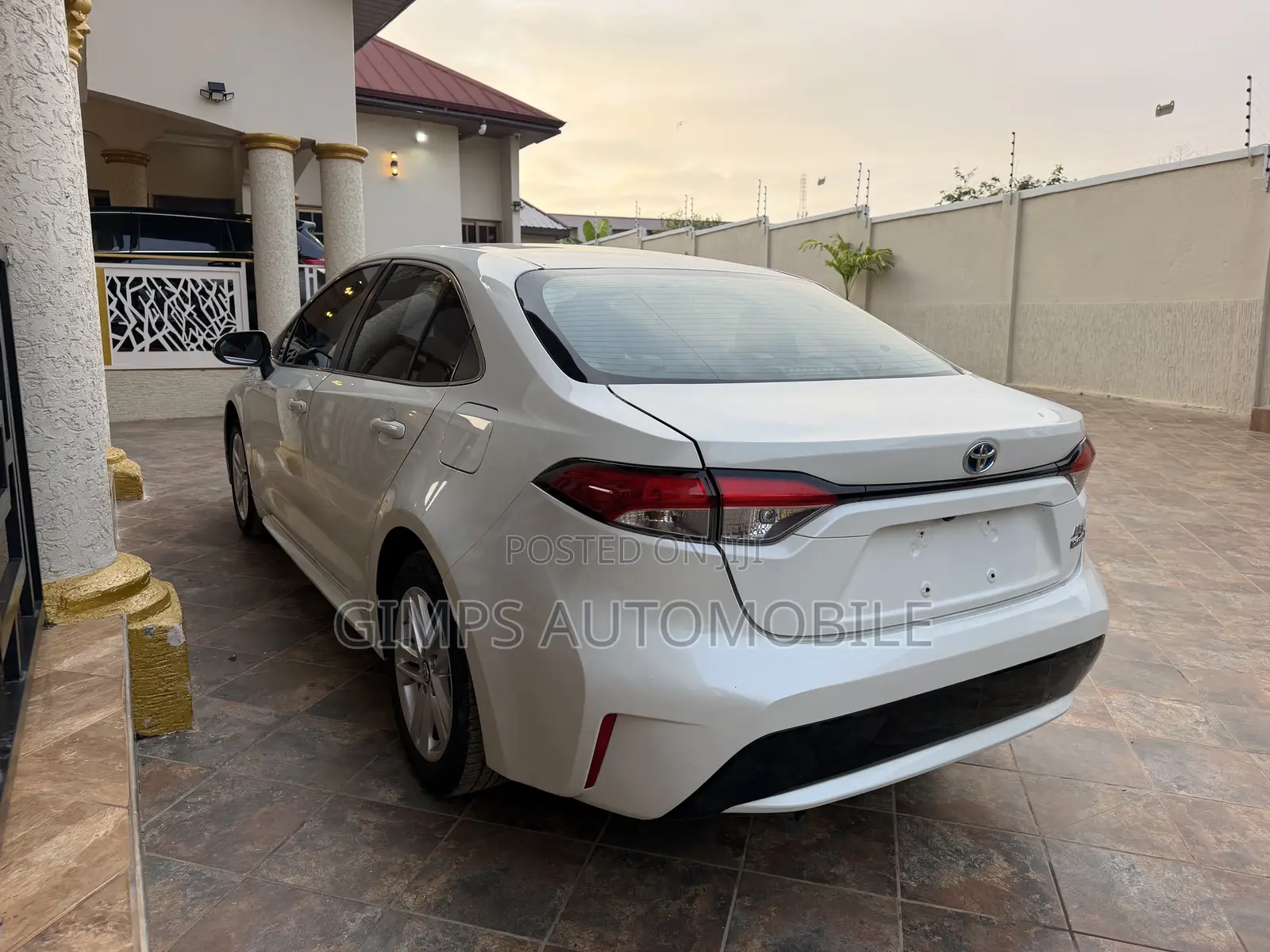 Toyota Corolla 2020 White