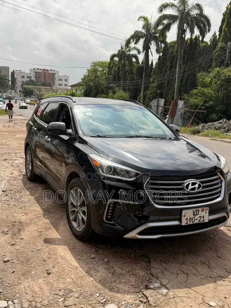 Hyundai Santa Fe SE AWD 2018 Black