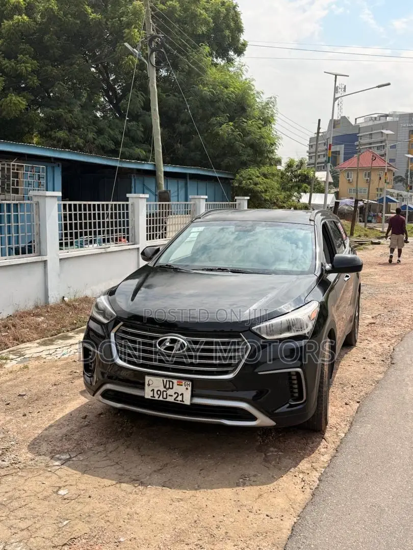 Hyundai Santa Fe SE AWD 2018 Black