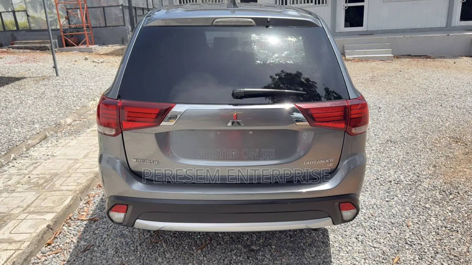 Mitsubishi Outlander SE FWD 2017 Gray