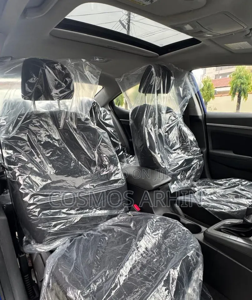 Hyundai Elantra 2019 Blue