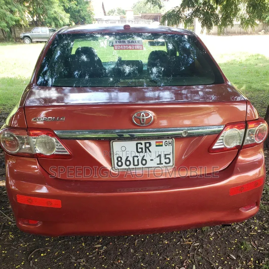 Toyota Corolla S 4dr Sedan (1.8L 4cyl 4A) 2013 Orange