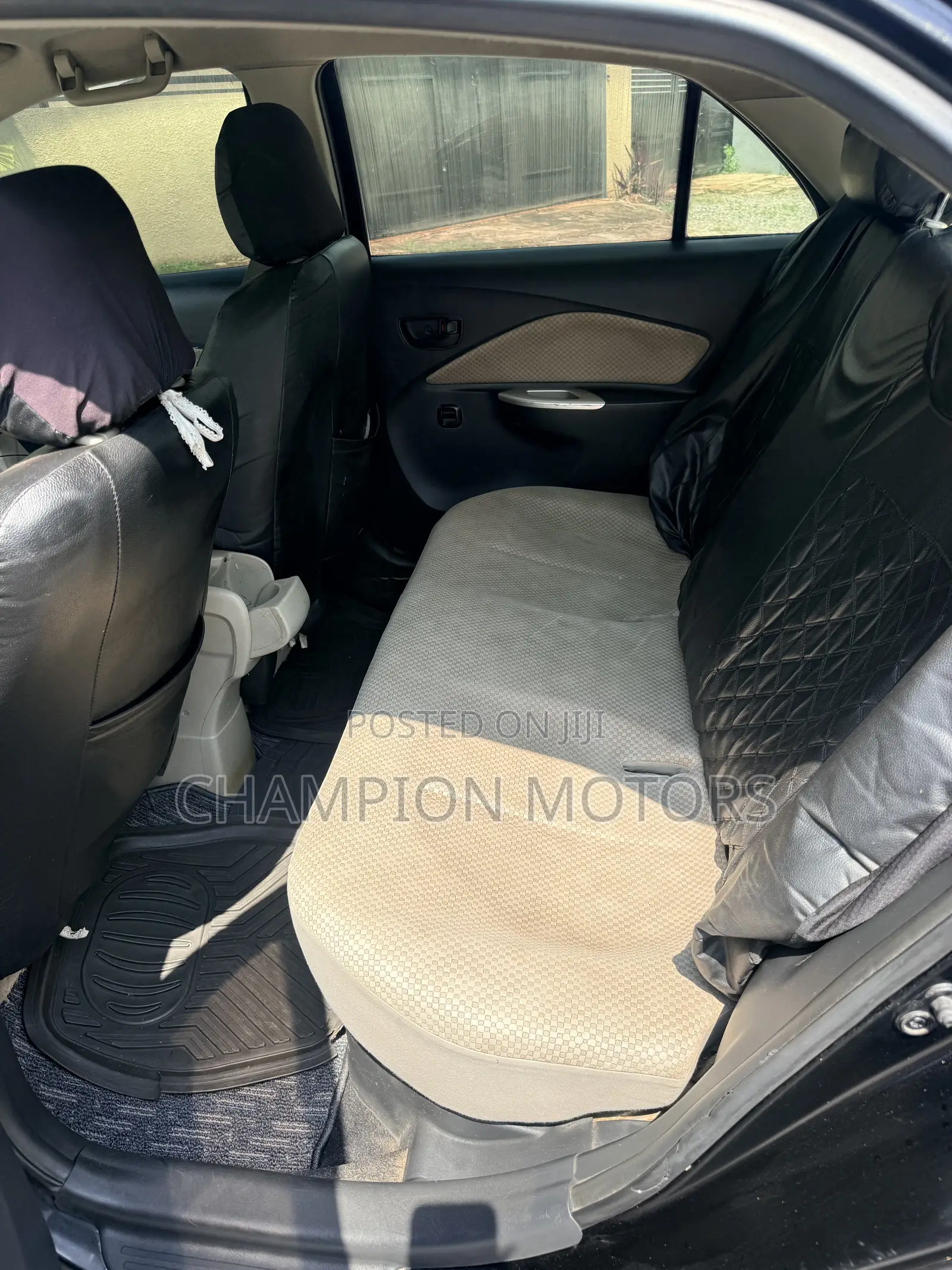 Toyota Belta 2010 Black