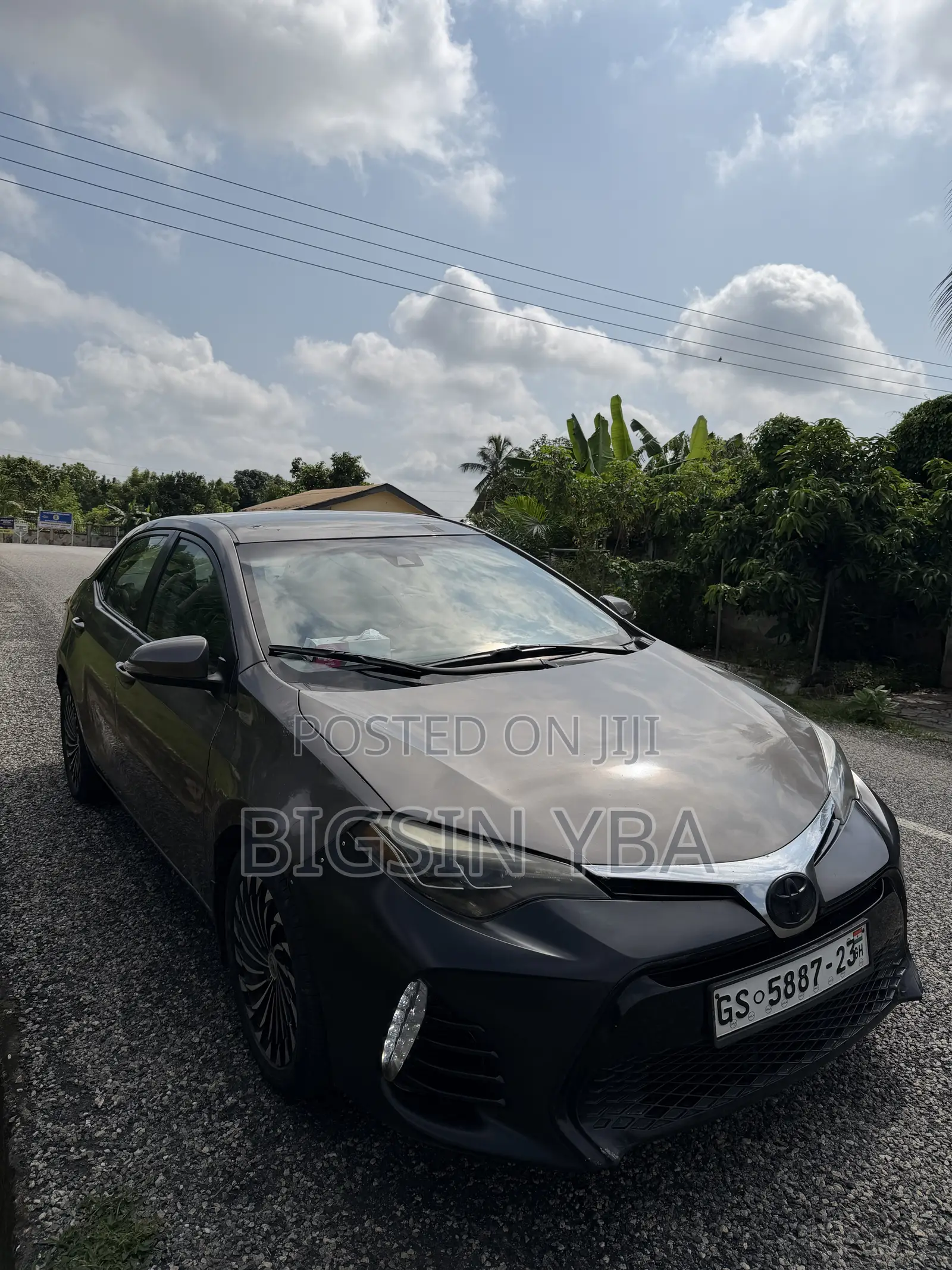 Toyota Corolla SE 4dr Sedan (1.8L 4cyl CVT) 2017 Gray