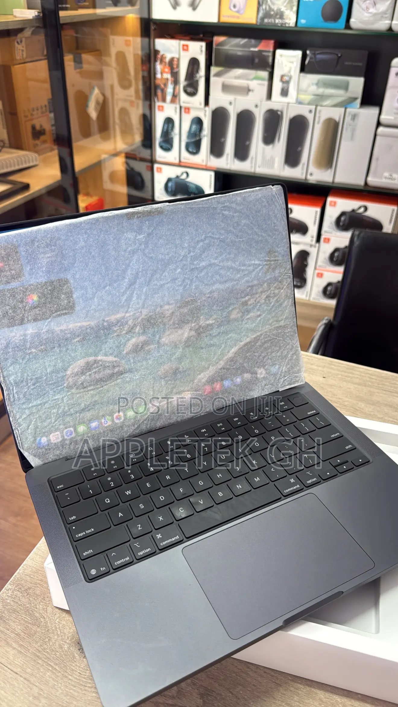 Laptop Apple MacBook Pro 2025 M5 24GB Apple M5 SSD 1T