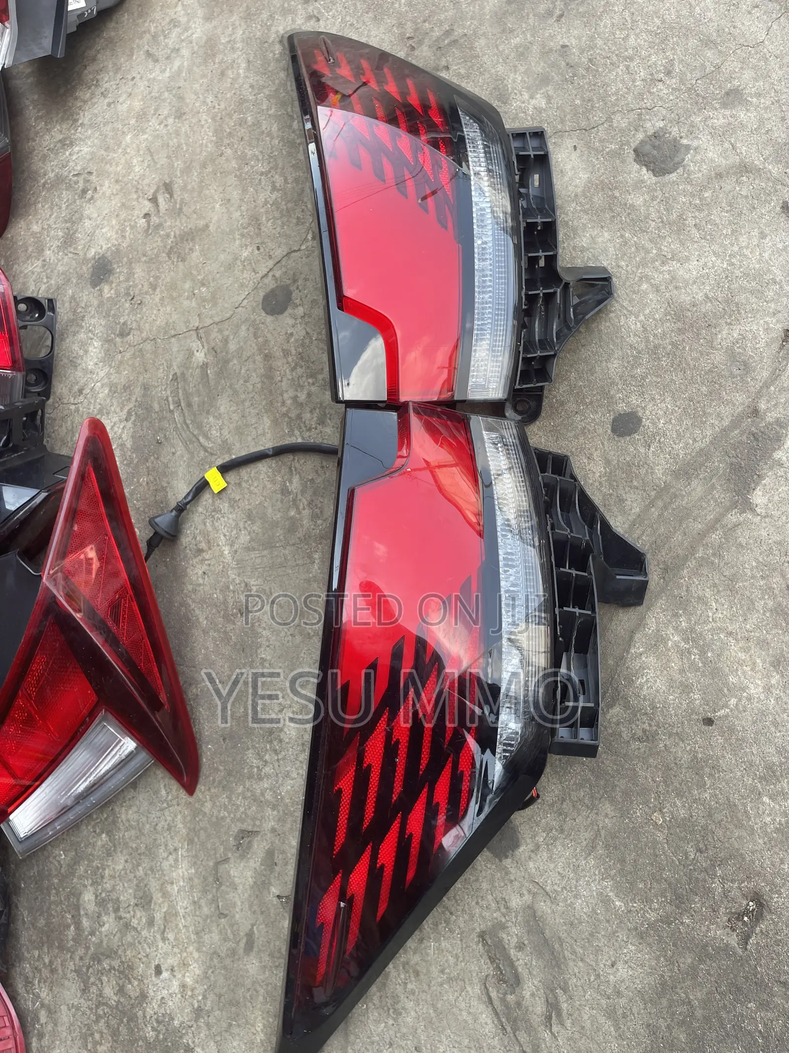 Lexus Rx350 2023-2025 Taillight