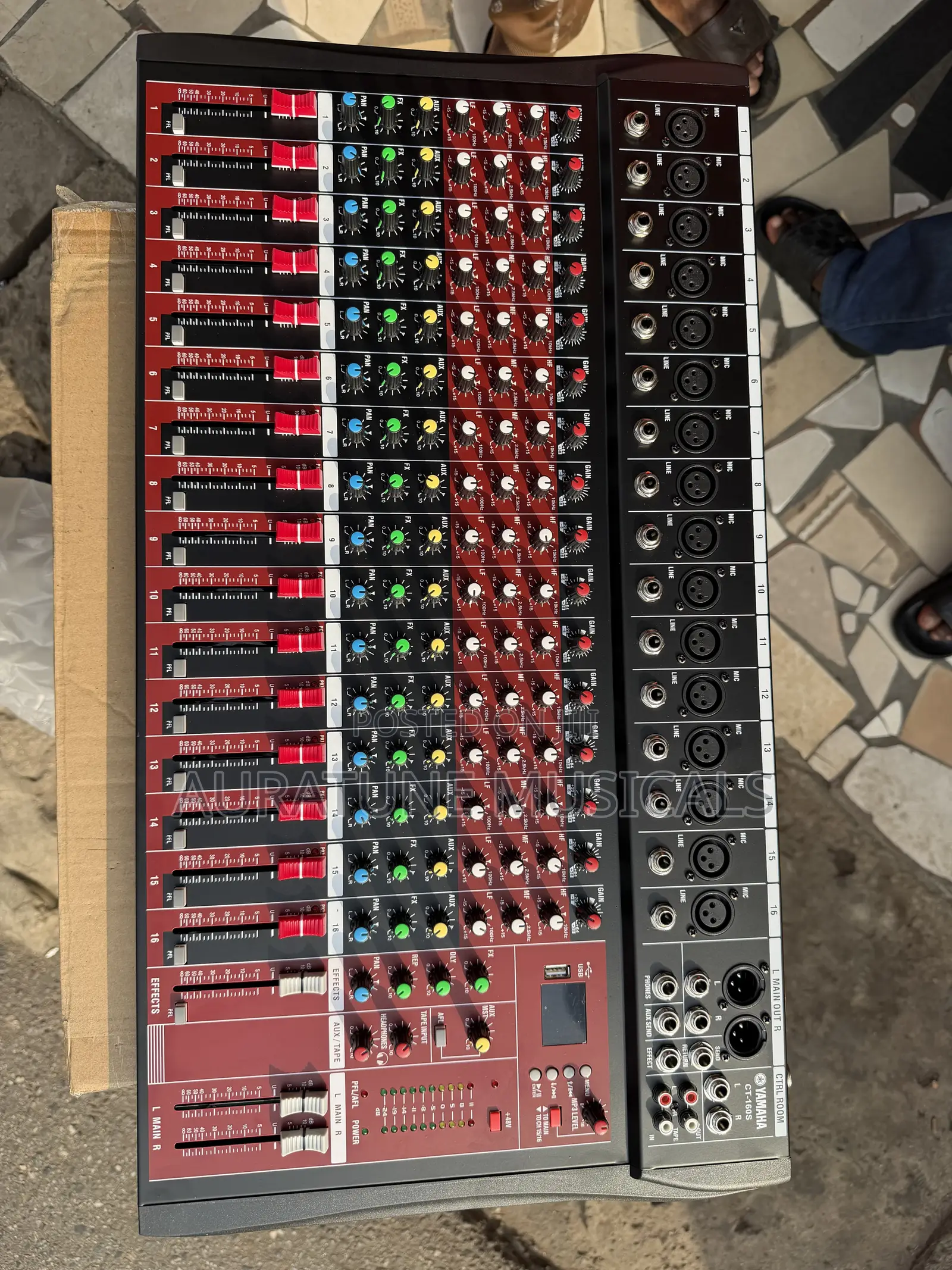 Yamaha Ct-16 Professional 16-Channel Dj Mixing Console With Usb.