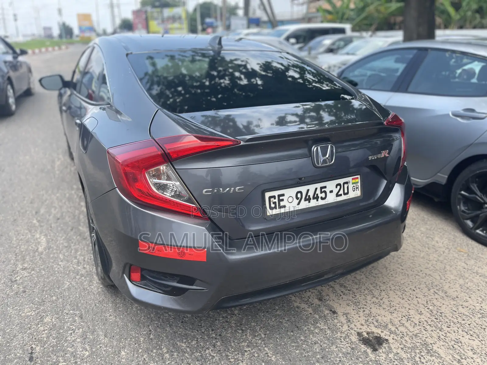 Honda Civic EX 4dr Sedan (2.0L 4cyl) 2017 Gray