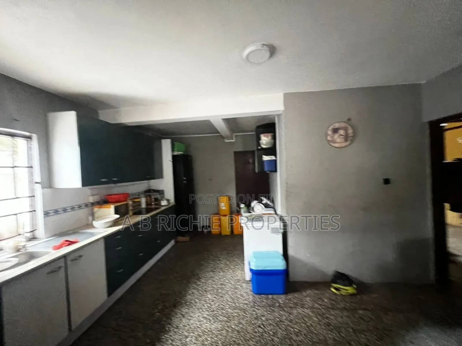 4bdrm Bungalow in Ab Richie Properties, Cold Store for sale