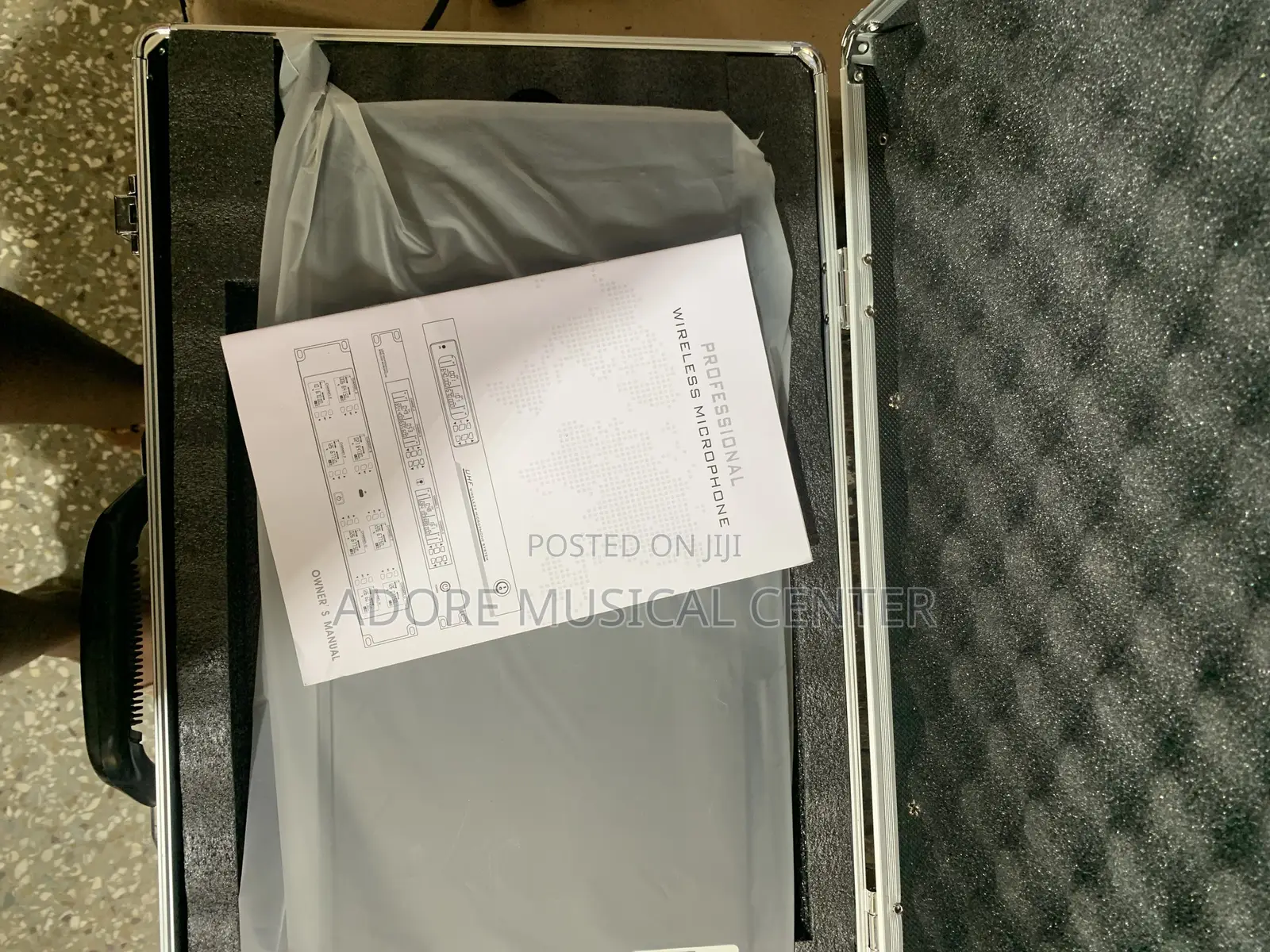 Shure 4in1 Wireless Microphone